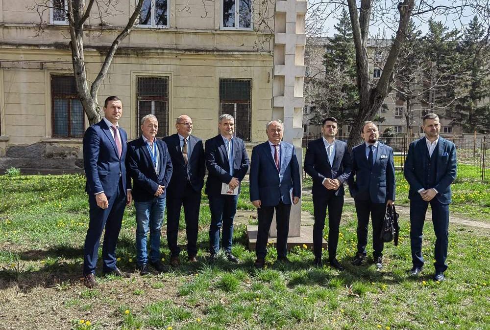 Masă rotundă la Memorialul Revoluției: „Căderea comunismului în România și Albania: asemănări, deosebiri și evoluții”